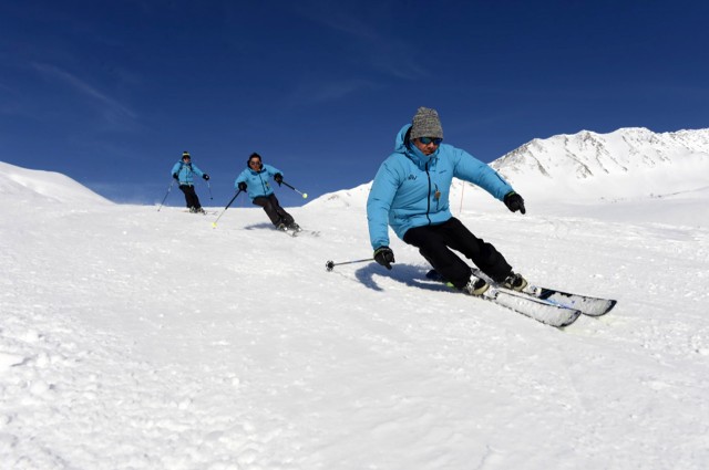 Private Ski & Snowboard Instruction AAV Chamonix - copyright Dan Ferrer